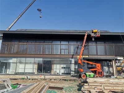 鋼結構廠房安裝費用（鋼結構廠房制作工藝流程介紹鋼結構廠房安裝周期一般多久）